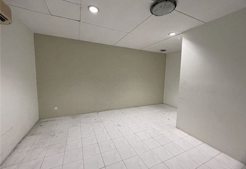 End Lot 2.5 Storey Taman Cheras Jaya Balakong near Amerin Mall