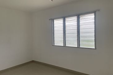  near TBS SFlat Desa Sri Puteri Salak Selatantation