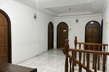 Big Corner Double Storey Pandan Perdana near Shamelin 