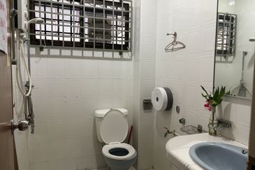 Big Corner Double Storey Pandan Perdana near Shamelin 