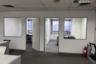 Fully Furniture Office Space Plaza Permata KL City Jln Tun Razak LRT