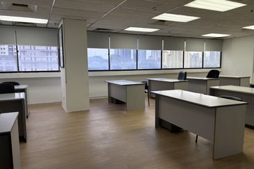 Fully Furniture Office Space Plaza Permata KL City Jln Tun Razak LRT