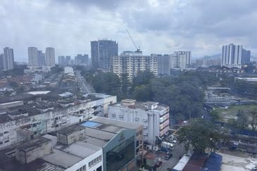 Fully Furniture Office Space Plaza Permata KL City Jln Tun Razak LRT