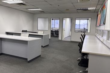 Fully Furniture Office Space Plaza Permata KL City Jln Tun Razak LRT