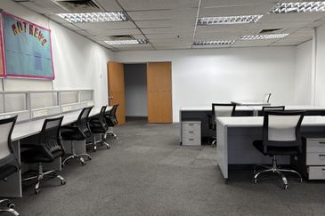 Fully Furniture Office Space Plaza Permata KL City Jln Tun Razak LRT