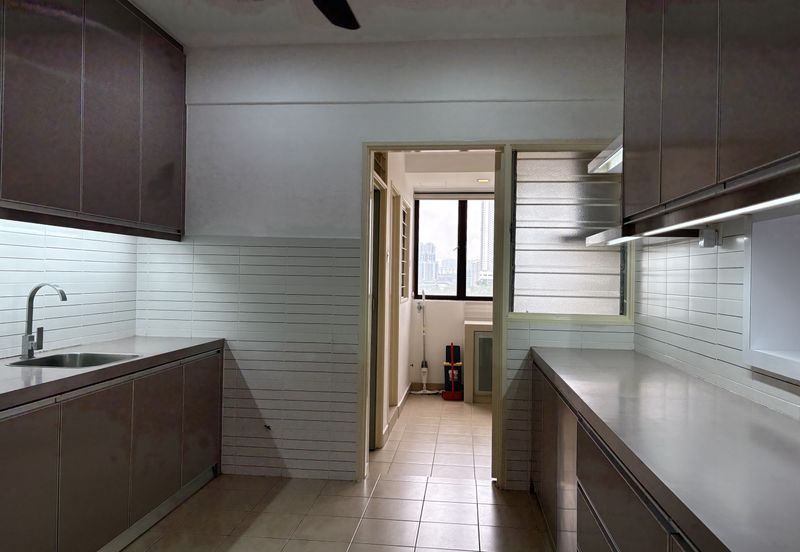 Lake view Partial Furnished Q1 Laman Tasik Bandar Sri Permaisuri Cheras