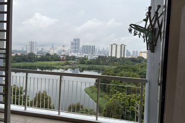 Lake view Partial Furnished Q1 Laman Tasik Bandar Sri Permaisuri Cheras