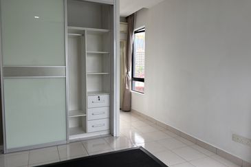 Lake view Partial Furnished Q1 Laman Tasik Bandar Sri Permaisuri Cheras