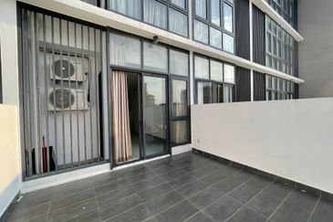 Balcony unit Studio Queensville Bdr Sri Permaisuri Cheras near HUKM