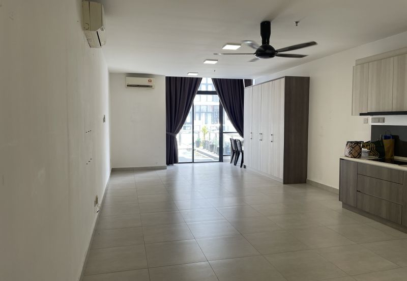 Balcony unit Studio Queensville Bdr Sri Permaisuri Cheras near HUKM