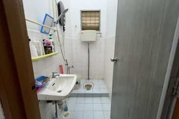 Double Storey Taman Rakan Bandar Sungai Long MRT Bukit Dukung