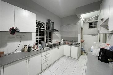 2.5 Storey Taman Cheras Jaya Balakong near Amerin Mall