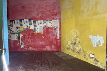 Freehold Flat at Jalan Cempedak Off Jalan Perhentian, Sentul 