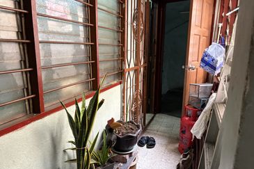 Freehold Flat at Jalan Cempedak Off Jalan Perhentian, Sentul 