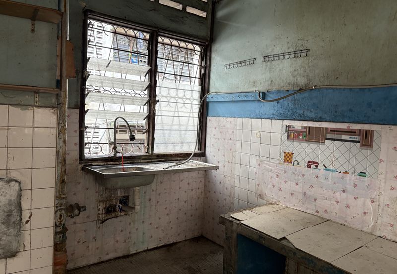 Freehold Flat at Jalan Cempedak Off Jalan Perhentian, Sentul 