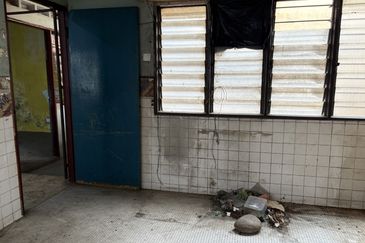 Freehold Flat at Jalan Cempedak Off Jalan Perhentian, Sentul 