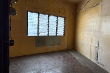 Freehold Flat at Jalan Cempedak Off Jalan Perhentian, Sentul 