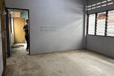 Freehold Flat at Jalan Cempedak Off Jalan Perhentian, Sentul 