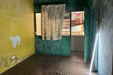 Freehold Flat at Jalan Cempedak Off Jalan Perhentian, Sentul 