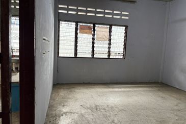 Freehold Flat at Jalan Cempedak Off Jalan Perhentian, Sentul 