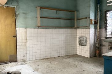 Freehold Flat at Jalan Cempedak Off Jalan Perhentian, Sentul 