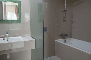 Le Yuan Residence Happy Garden Kuchai Lama Facing Beach View