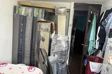 End Lot 3 Storey Terrace Taman Sentul Jaya, Sentul Kuala Lumpur 