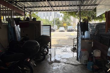 End Lot 3 Storey Terrace Taman Sentul Jaya, Sentul Kuala Lumpur 