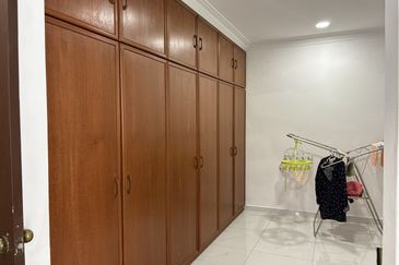 Big Corner Semi D SL 8 Bandar Sungai Long near UTAR 