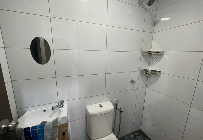 Fully Furnished Corner Ground Floor Rafflesia Residence Sg Long