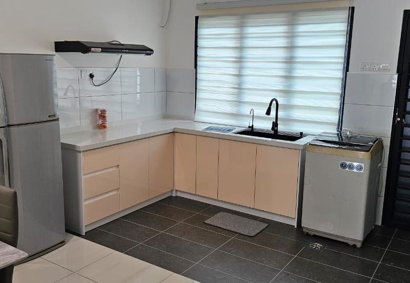 Fully Furnished Corner Ground Floor Rafflesia Residence Sg Long