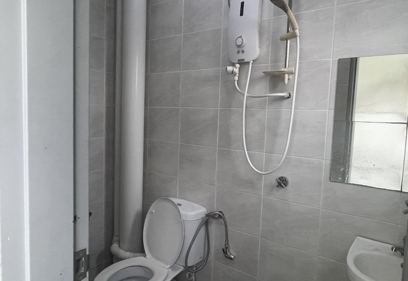 Ready Move In Partial Furnished Pangsapuri Puncak Saujana Kajang