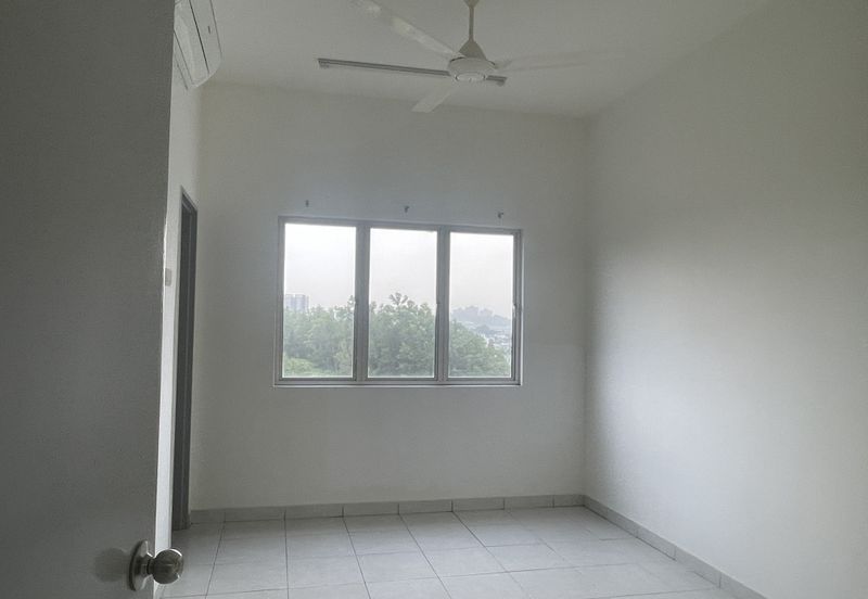 Ready Move In Partial Furnished Pangsapuri Puncak Saujana Kajang