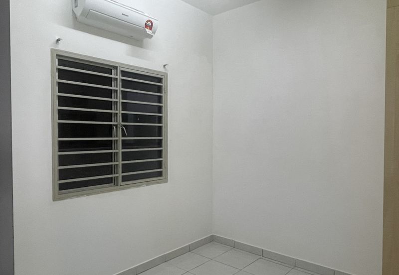 Ready Move In Partial Furnished Pangsapuri Puncak Saujana Kajang