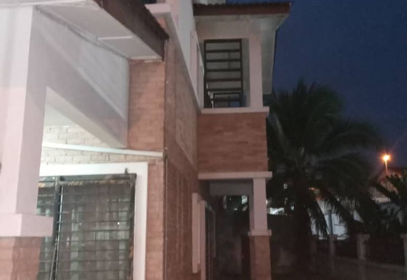 Double Storey Seri Sungai Long near Mahkota Cheras UTAR