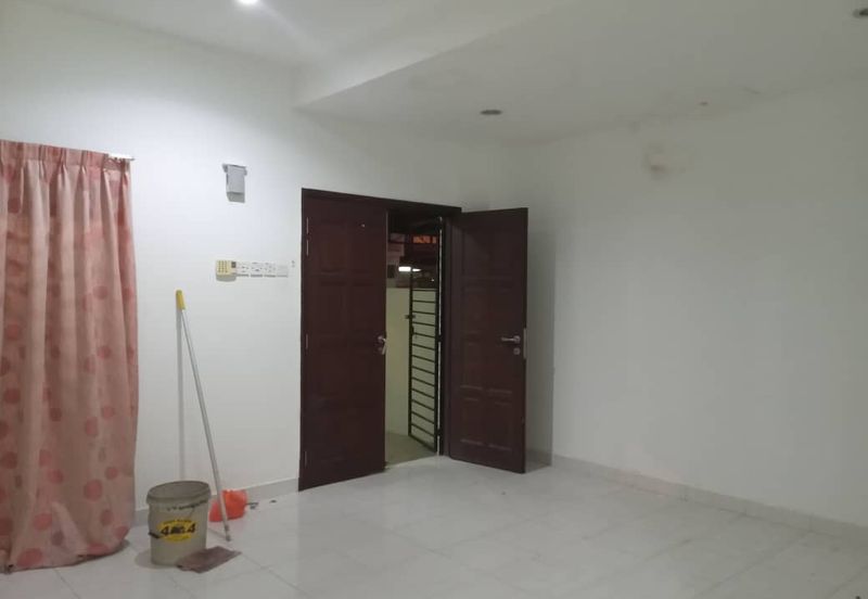 Double Storey Seri Sungai Long near Mahkota Cheras UTAR