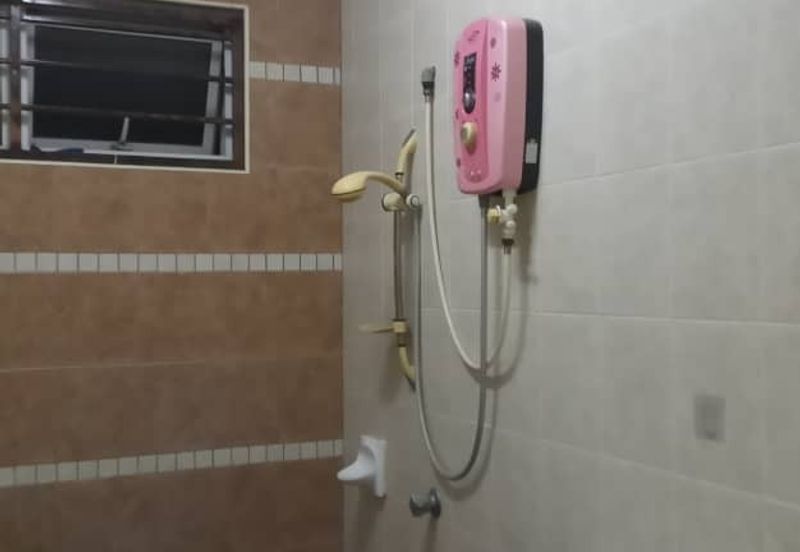 Double Storey Seri Sungai Long near Mahkota Cheras UTAR