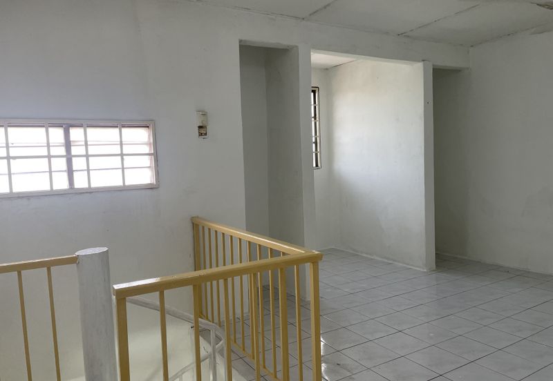 End Lot 2.5 Storey Taman Cheras Jaya Balakong near Amerin Mall