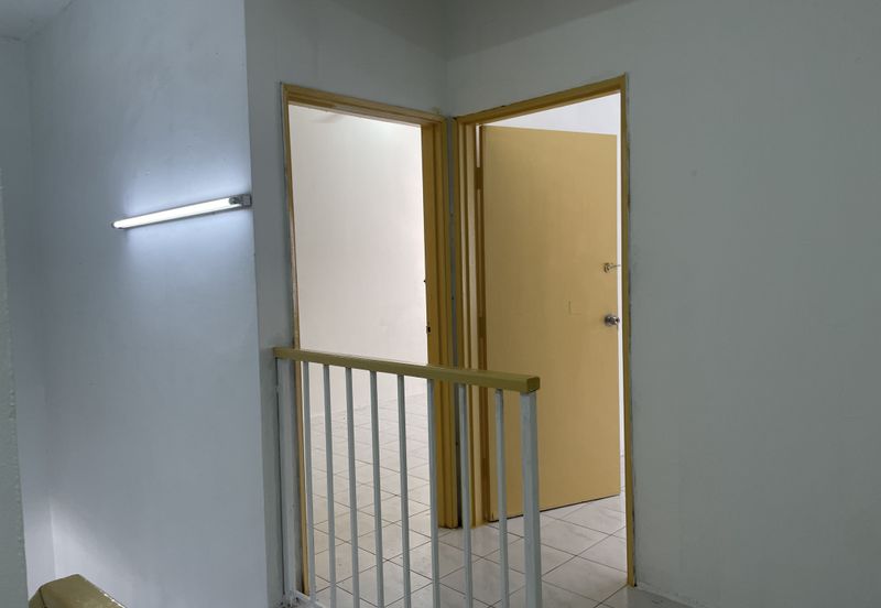 End Lot 2.5 Storey Taman Cheras Jaya Balakong near Amerin Mall