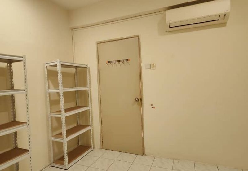 Ready Move In Partial Furnished Green Acre Bandar Sg Long