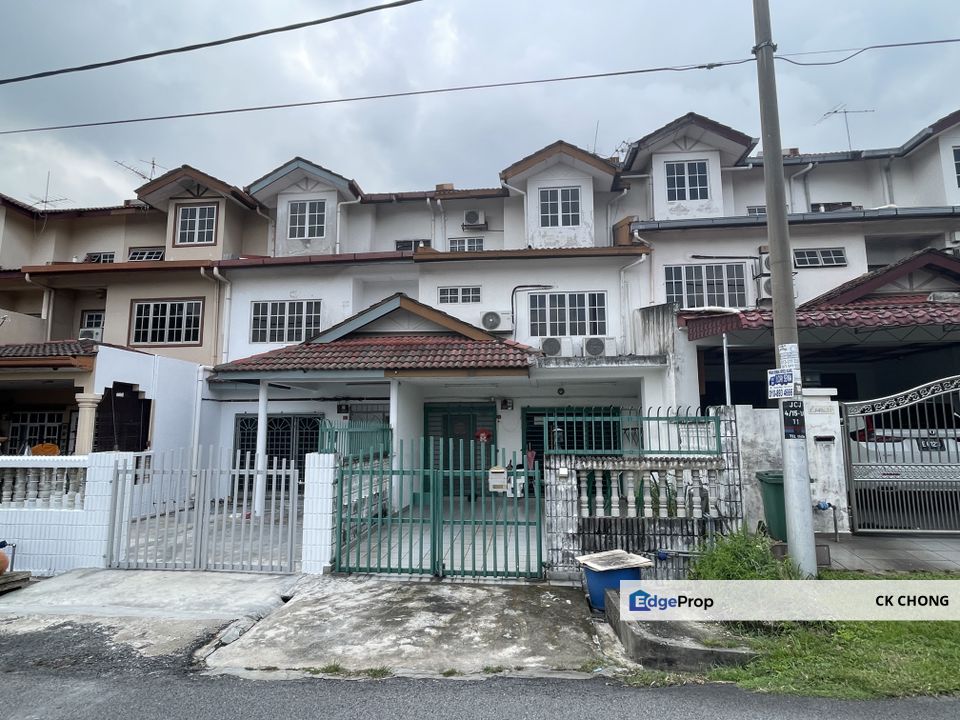 End Lot Fully Renovated 2.5 Storey Taman Cheras Jaya Balakong , Selangor, Balakong