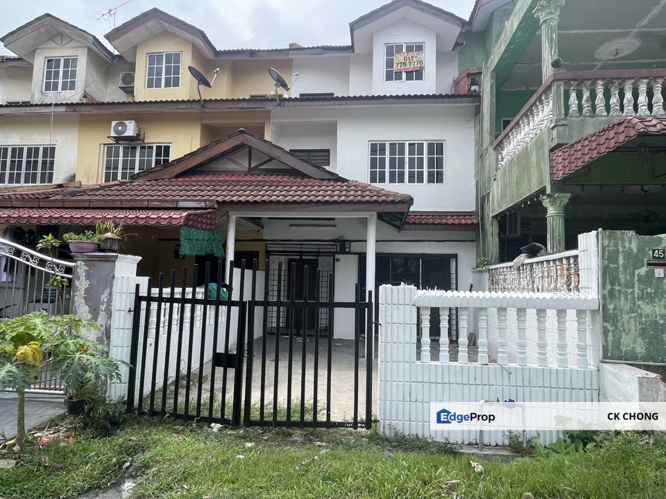 End Lot Fully Renovated 2.5 Storey Taman Cheras Jaya Balakong , Selangor, Balakong