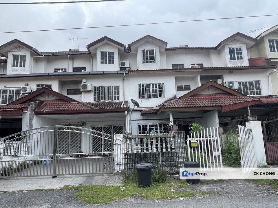 End Lot Fully Renovated 2.5 Storey Taman Cheras Jaya Balakong , Selangor, Balakong