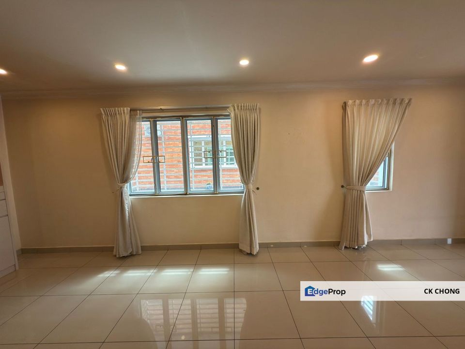 Renovated End Lot 2-Storey Terrace @ Goodview Heights Kajang (Tecoma), Selangor, Kajang