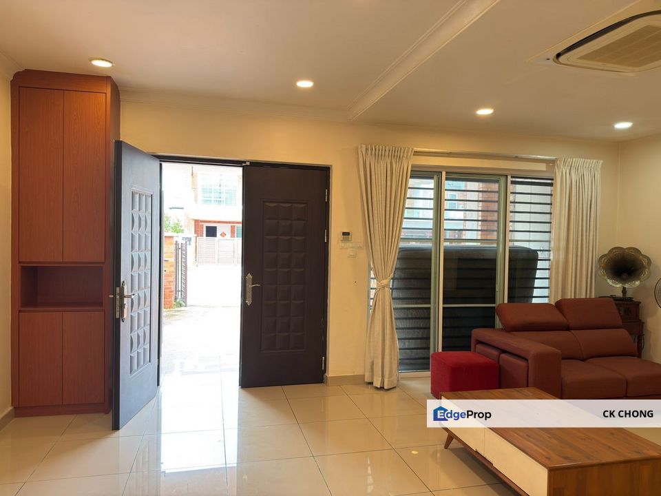 Renovated End Lot 2-Storey Terrace @ Goodview Heights Kajang (Tecoma), Selangor, Kajang