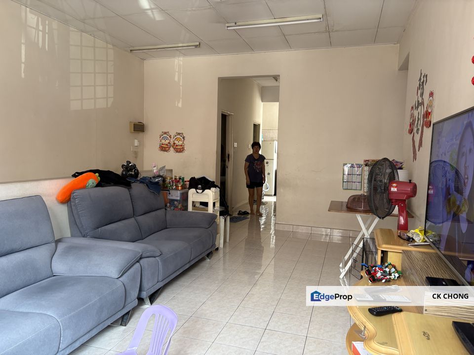 Freehold Taman Lagenda Mas Townhouse Cheras Partially Furnished, Selangor, Batu 9th Cheras