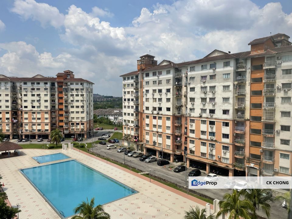 Sri Hijau Apartment Mahkota Cheras Near BMC Mall NSK, Selangor, Kajang