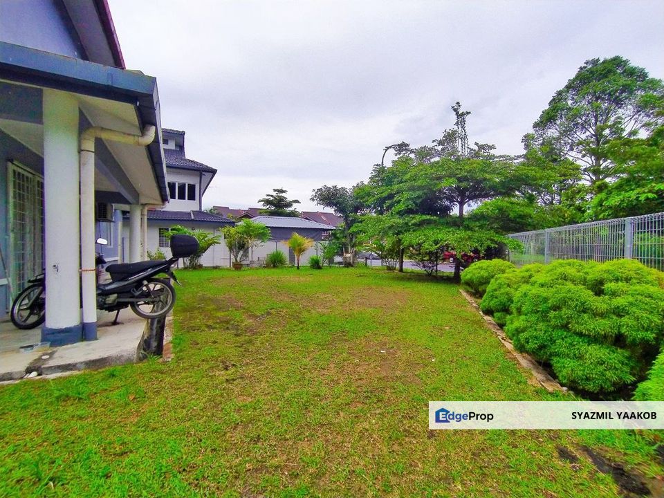 Jalan Nova, Subang Bestari Double Storey Terrace House for Sale (Corner Lot, Not Facing Other Houses, Extra Parking Spaces) , Selangor, Subang Bestari