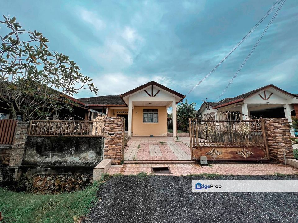 FREEHOLD Single Storey Semi D Taman Tuanku Jaafar Senawang Negeri