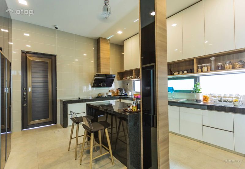 Kota Kemuning 4B2R Furnished Resort Condo only monthly 1.8k!